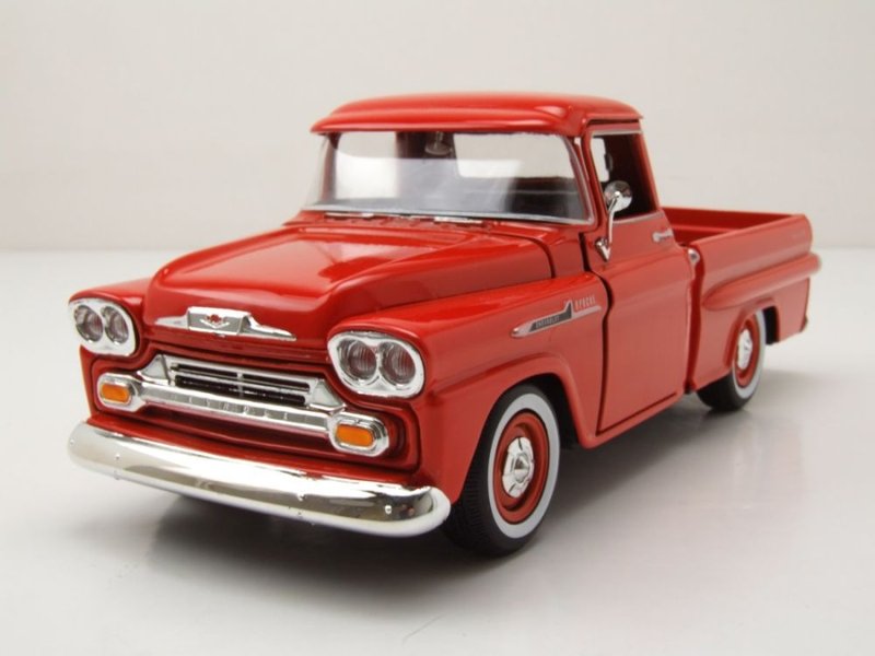 Chevrolet Apache Fleetside Pickup